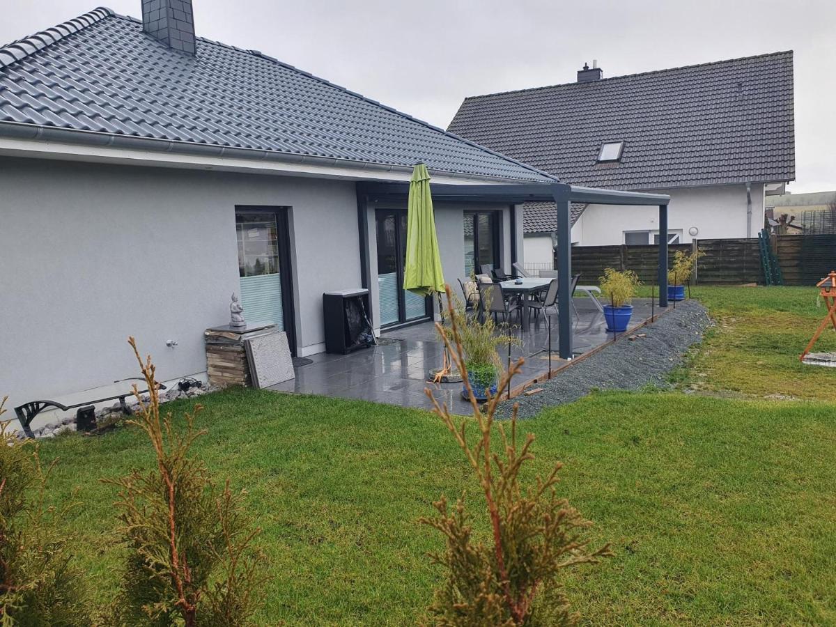 Grosszuegige Unterkunft Mit Terrasse Oberbrechen Dış mekan fotoğraf